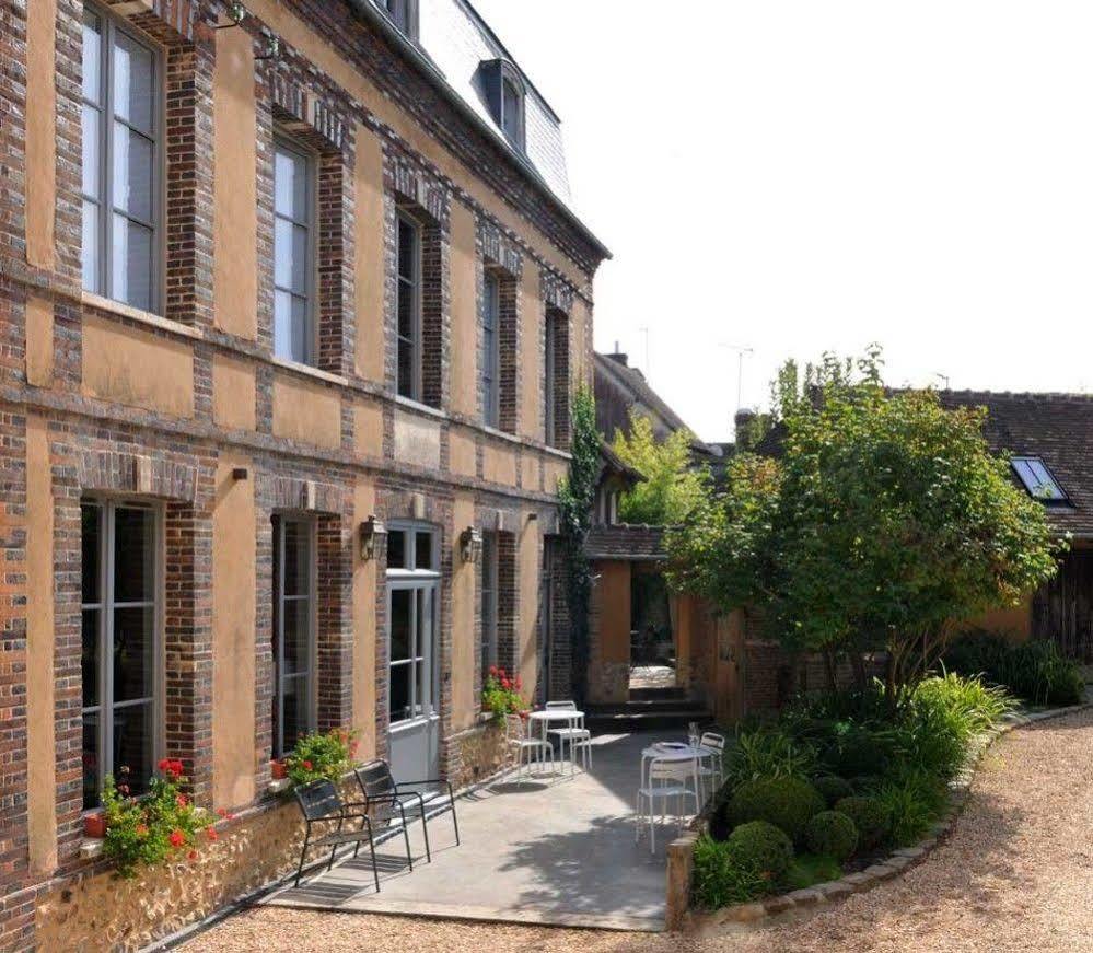 Le Jardin Decouverte Conches-en-Ouche ภายนอก รูปภาพ